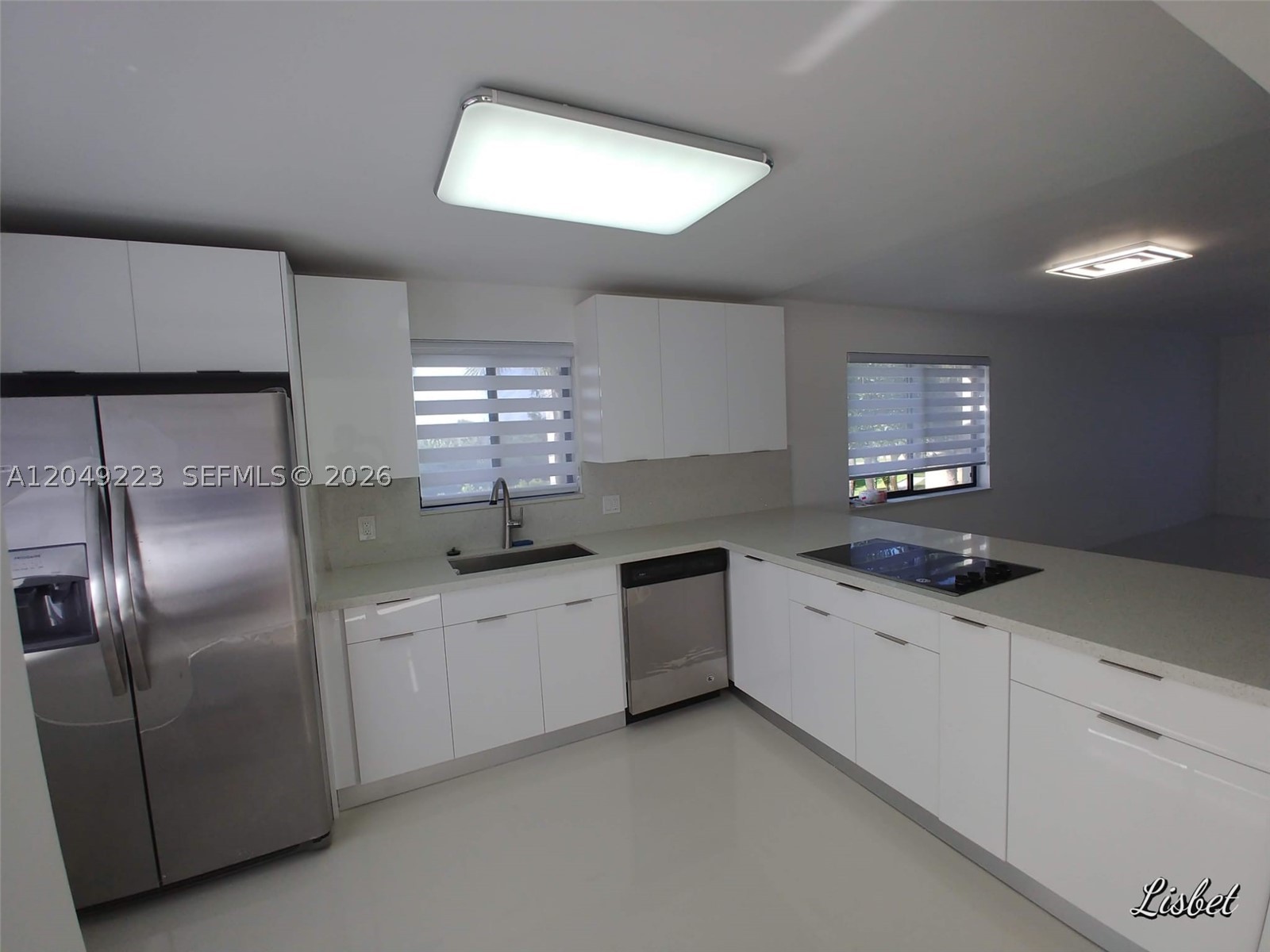 GARDENS AT BONAVENTURE 14 - Residential Lease