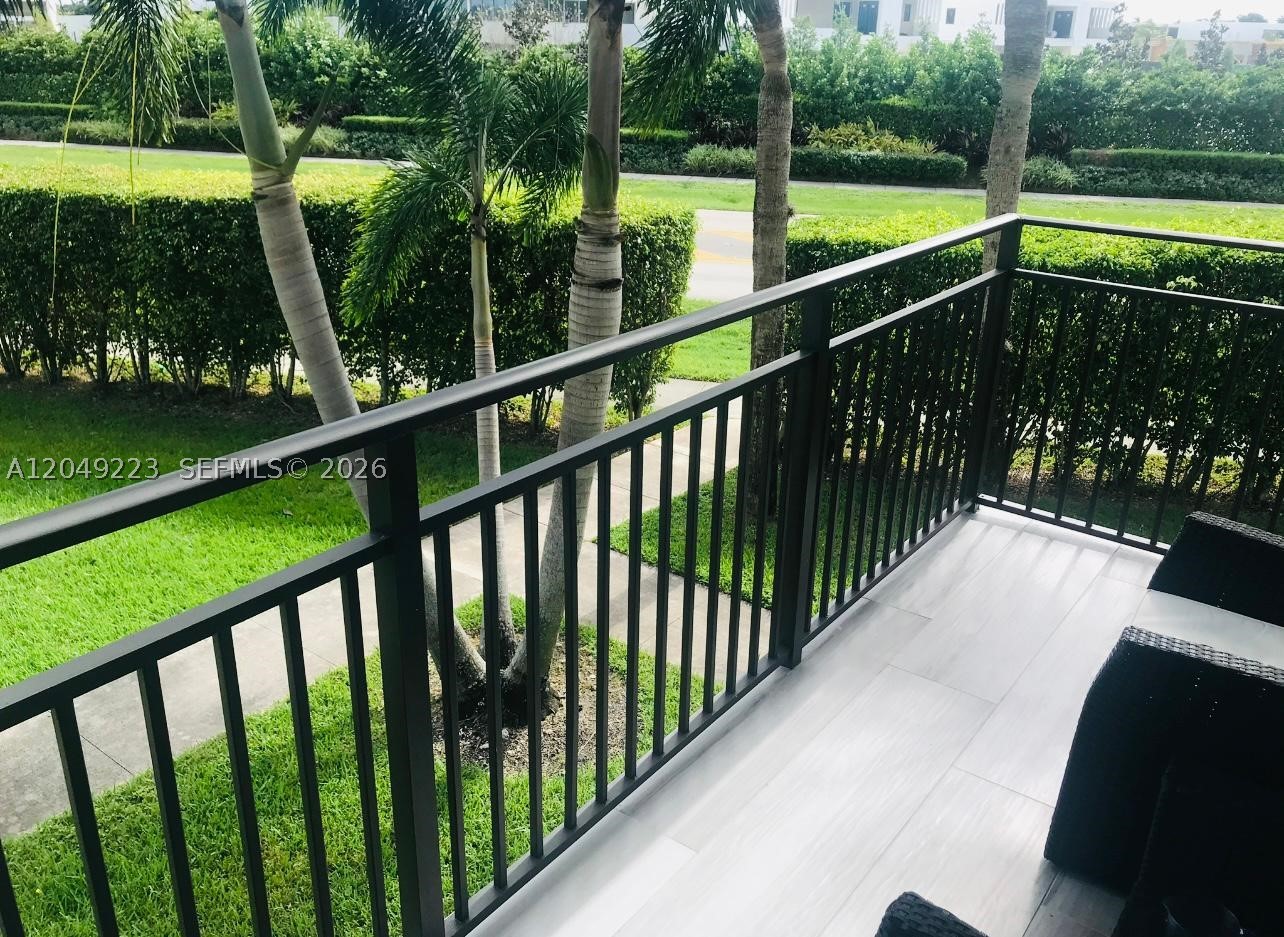 GARDENS AT BONAVENTURE 14 - Residential Lease