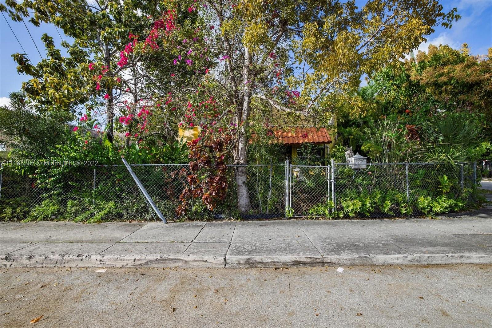 Excellent Opportunity for Investors , nice property in a developing area for builders , next to Wynwood , Brickell and  much more . This land is selling individual but we have also the next door land that can be purchase together in a special deal , you can combine or build this land to do a rental condo or an Airbnb. This Excellent combination is one's in a life time so please have a look and  submit your offers.