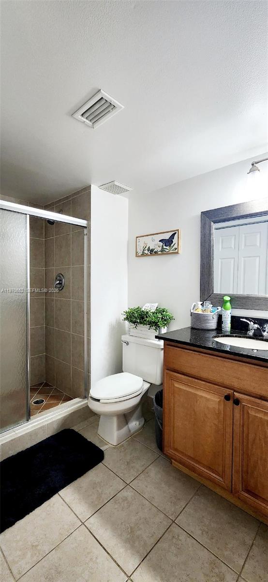 RACQUET CLUB APARTMENTS A - Residential