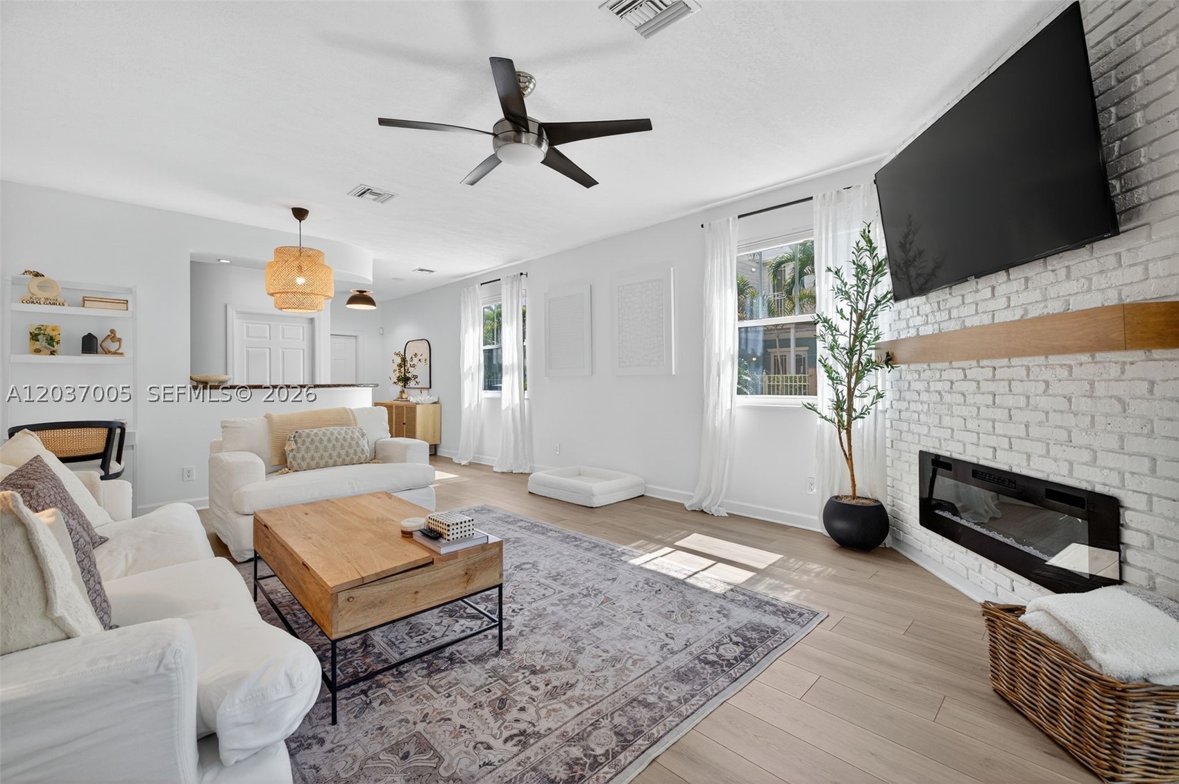WAVERLY PLACE - Residential Lease