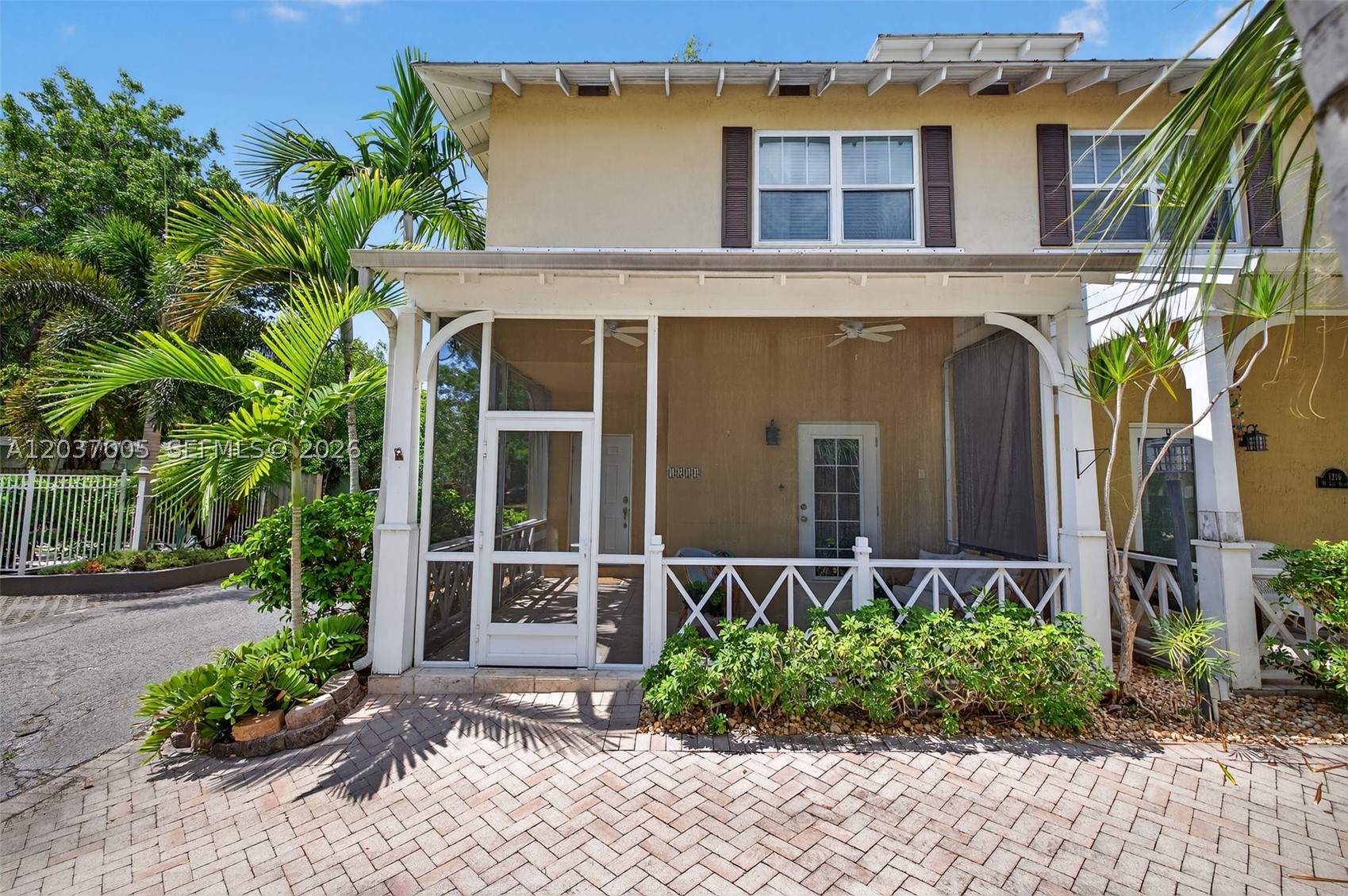 WAVERLY PLACE - Residential Lease
