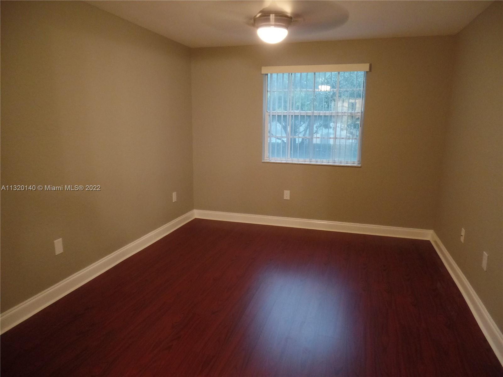 LAKEVIEW CLUB CONDO - Residential Lease