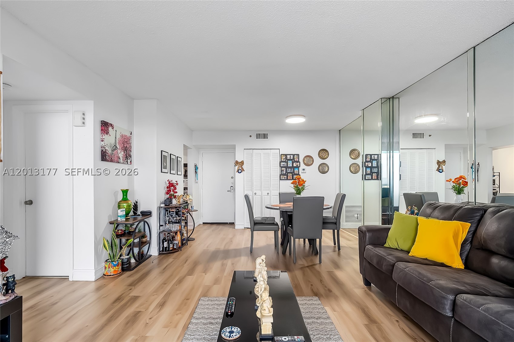 Hillcrest East 20 - Residential