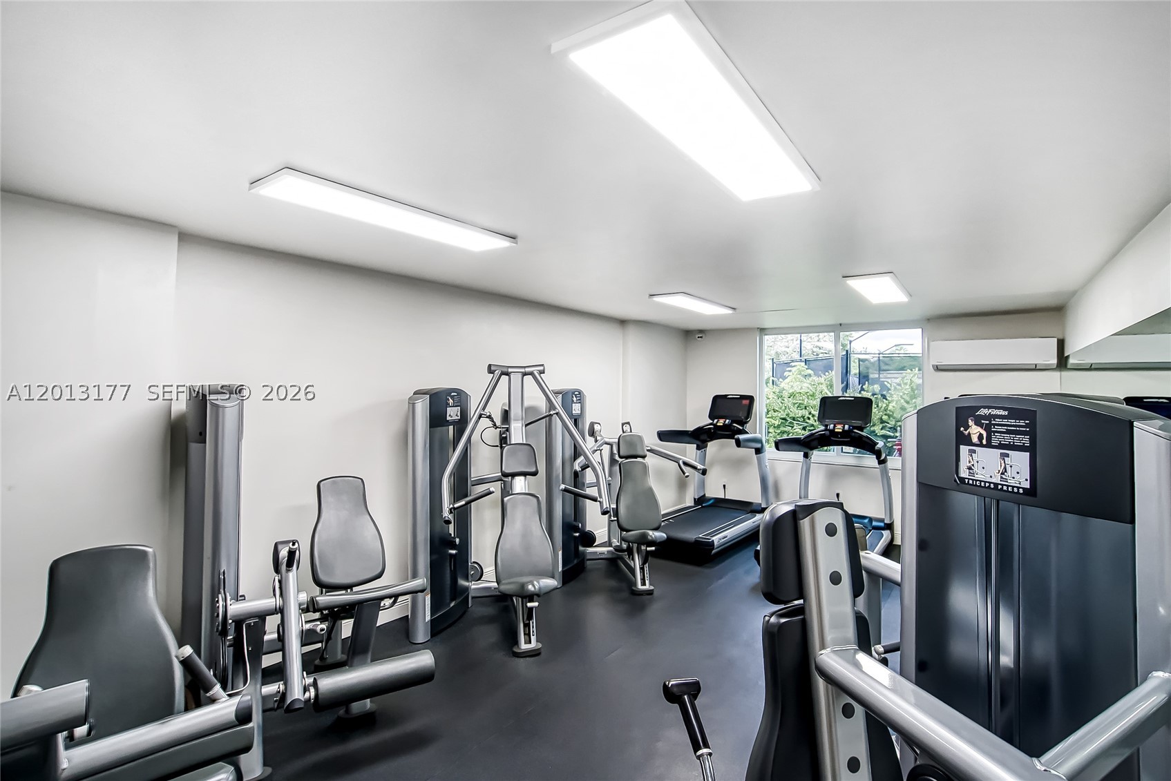Hillcrest East 20 - Residential