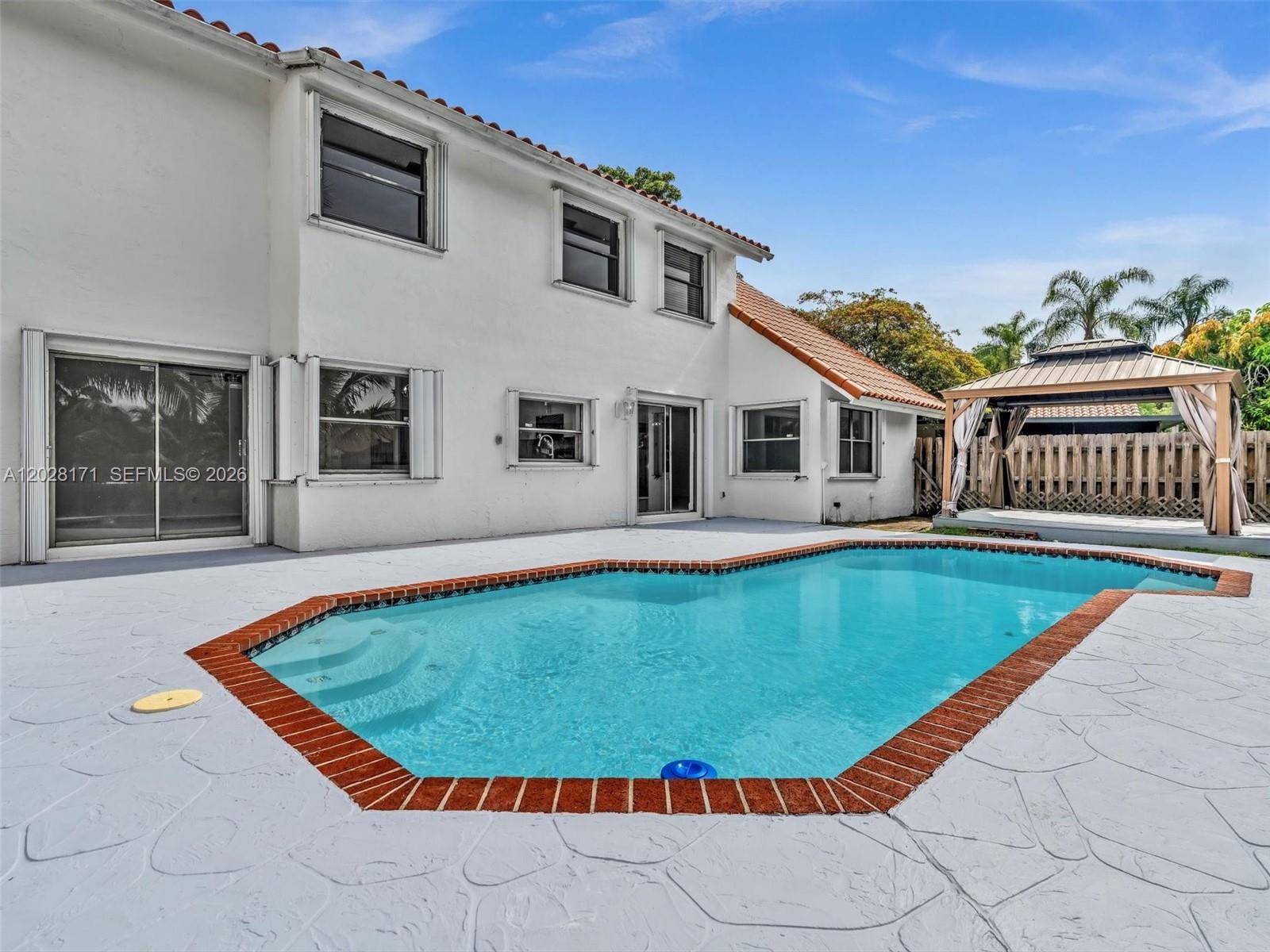 ROCK CREEK PHASE TWO - Residential Lease
