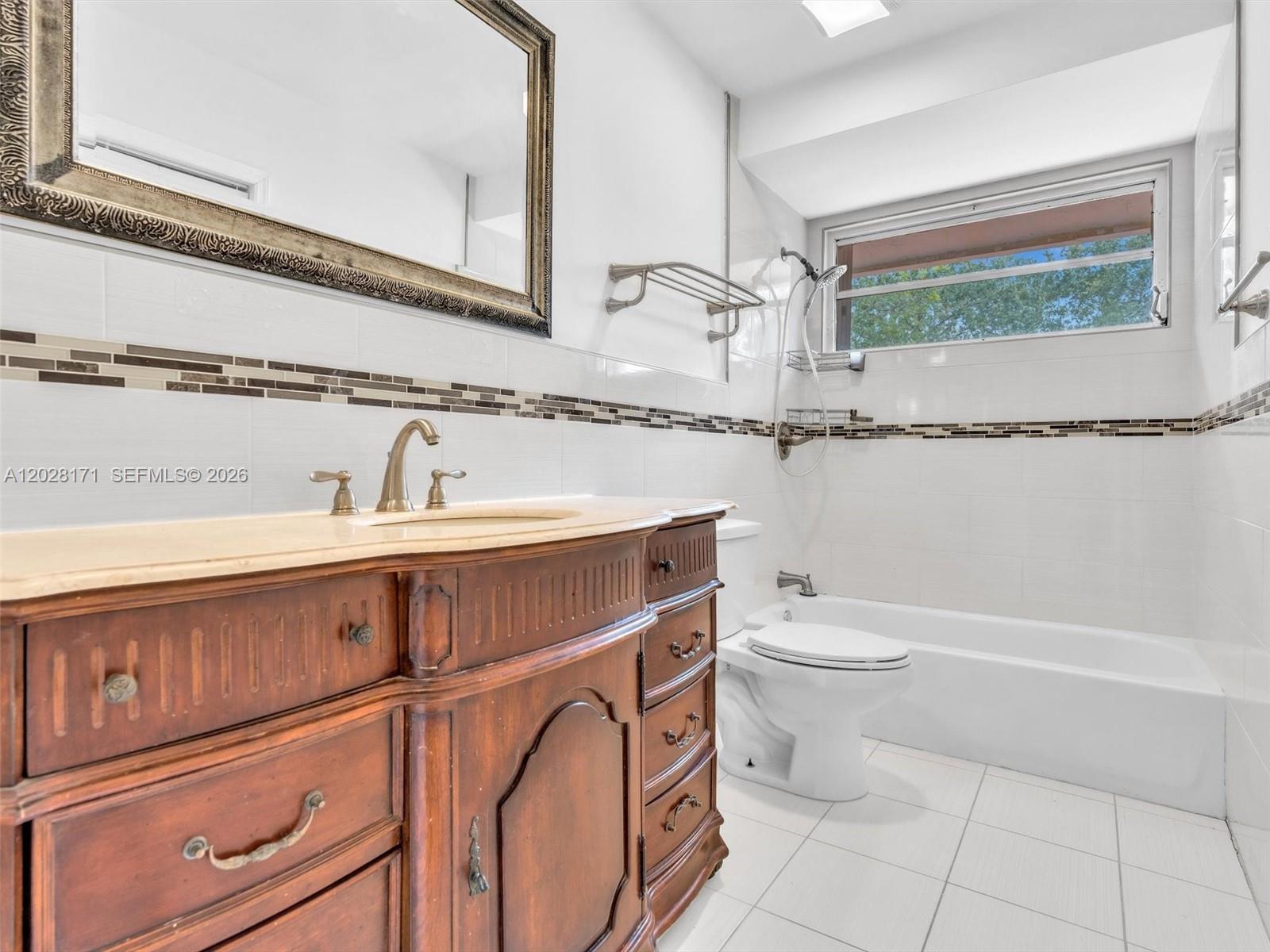 ROCK CREEK PHASE TWO - Residential Lease