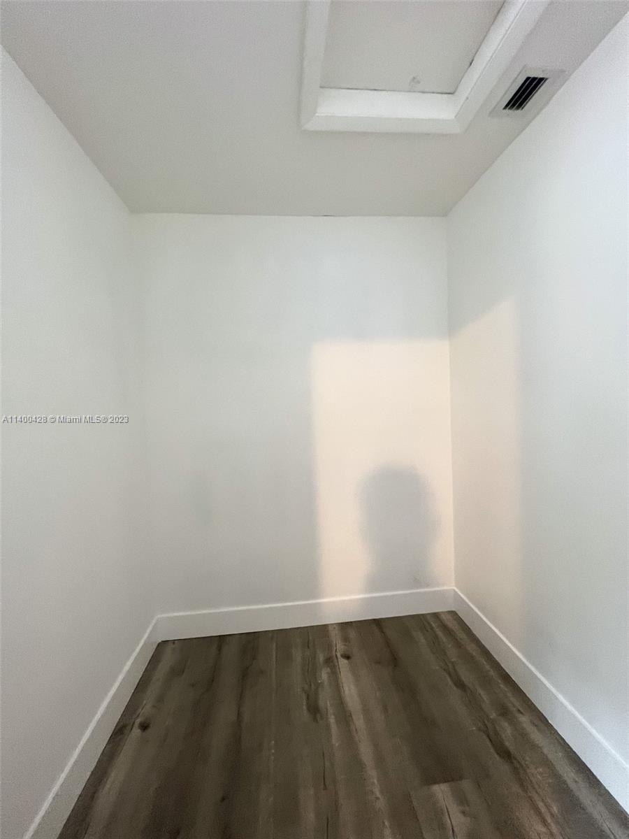 ROSE PK THIRD ADDN - Residential