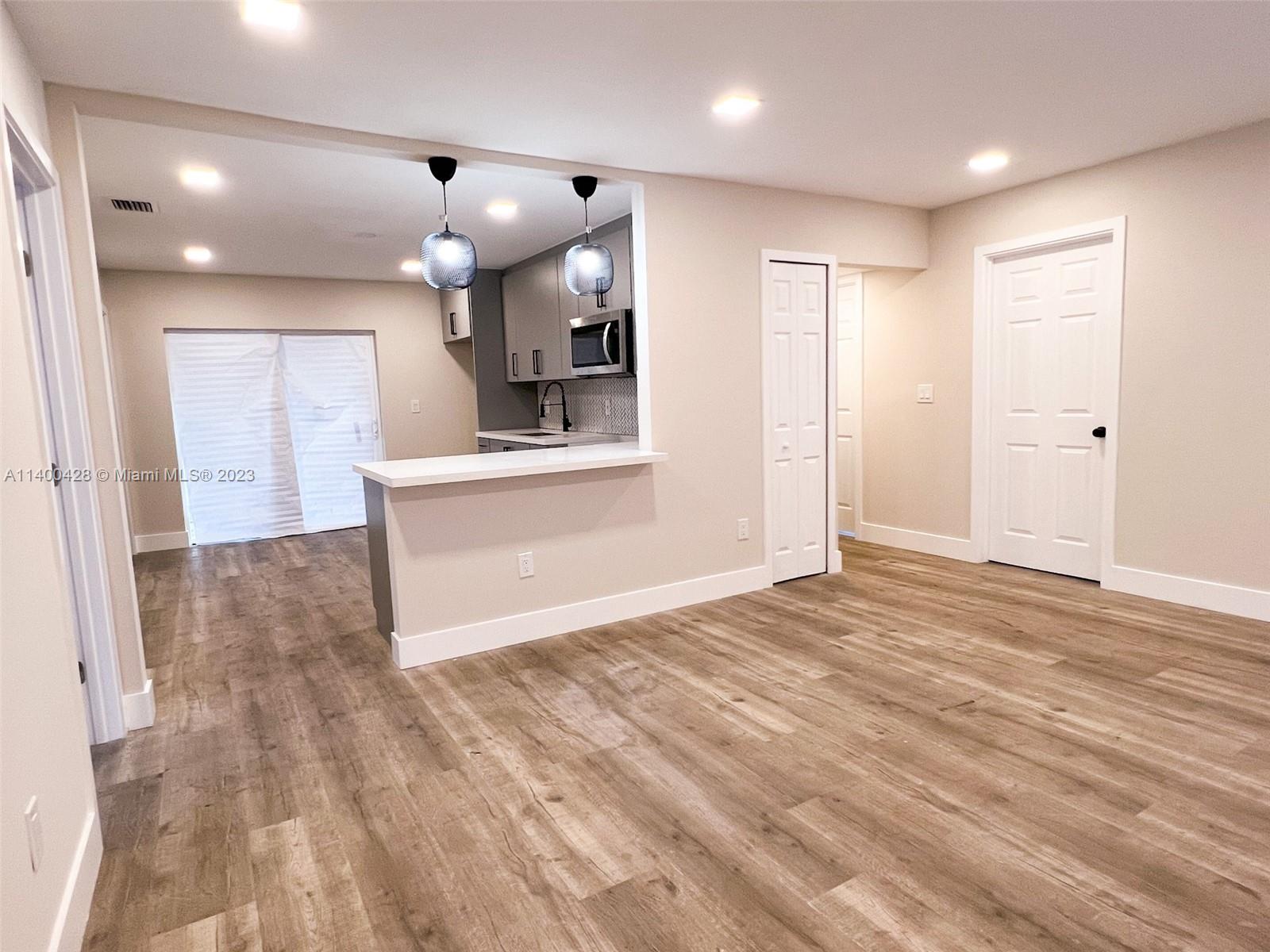 ROSE PK THIRD ADDN - Residential