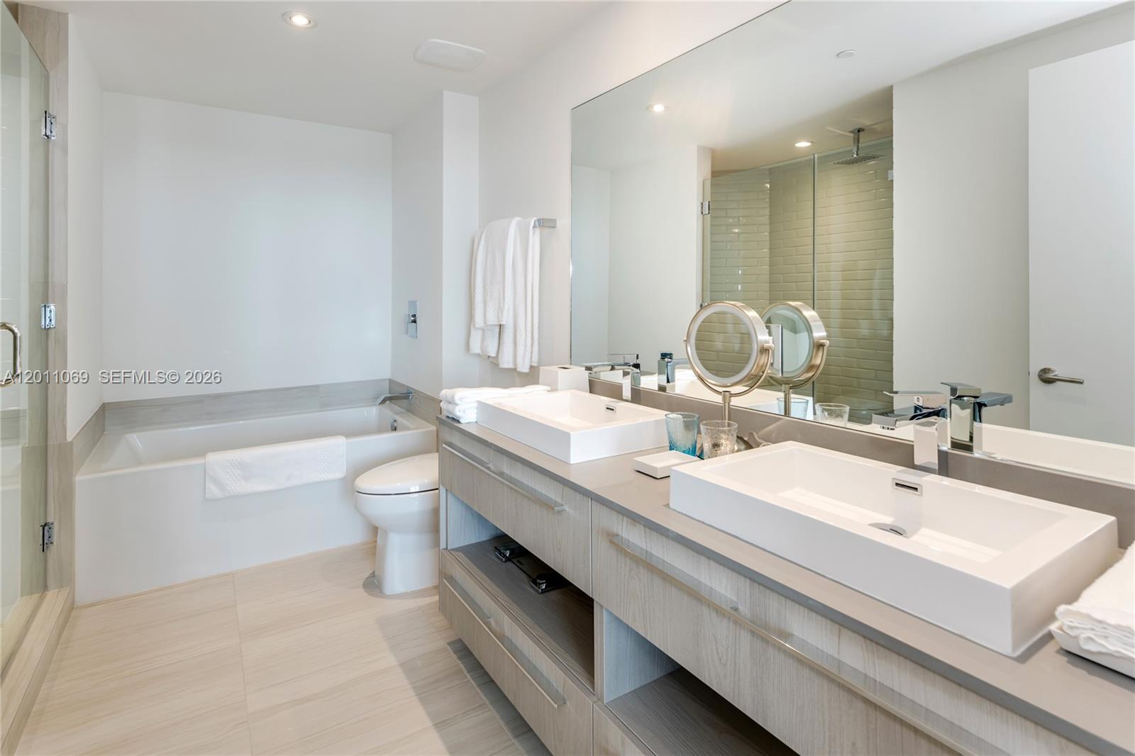 4010 SOUTH OCEAN CONDO HO - Residential