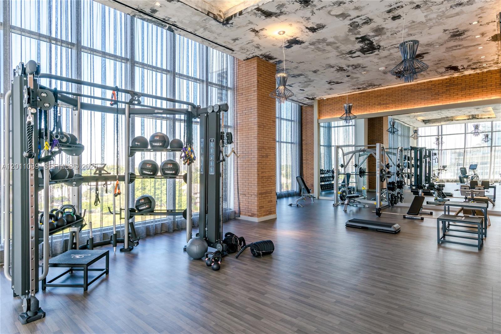 4010 SOUTH OCEAN CONDO HO - Residential