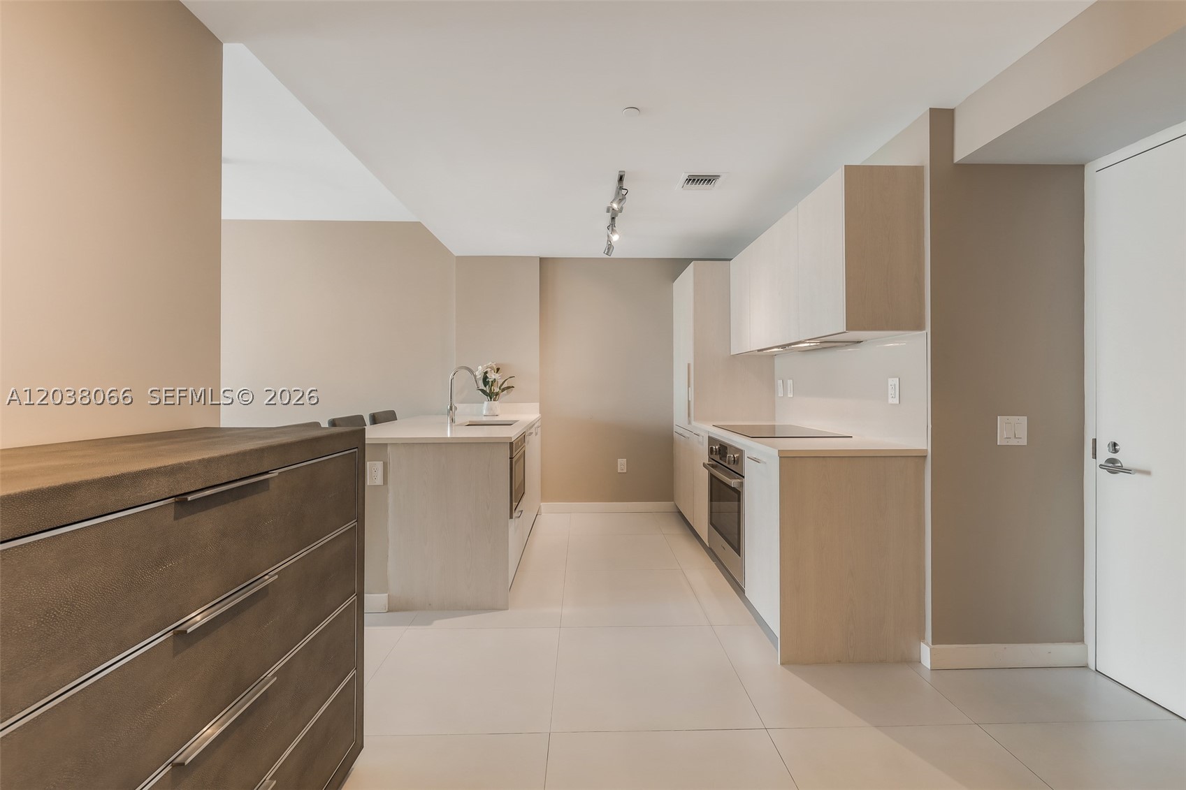 PARAISO BAYVIEWS CONDO - Residential