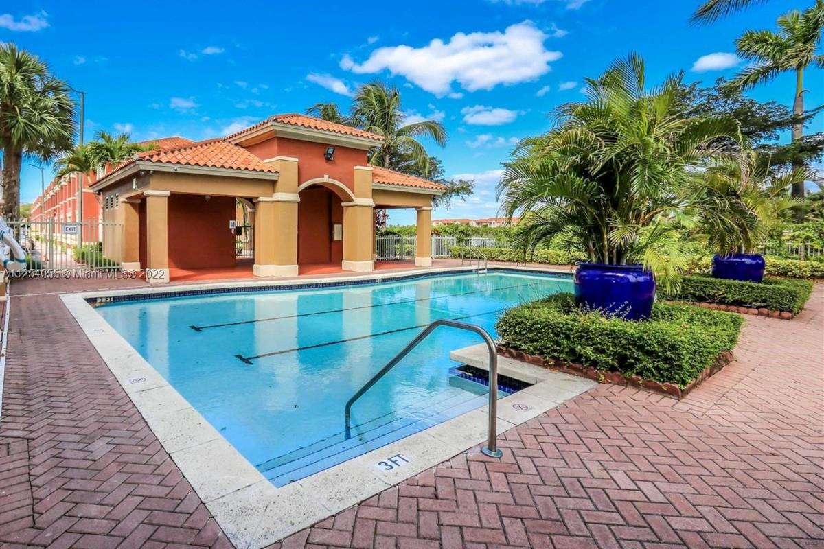 THE GATES AT DORAL ISLES - Residential