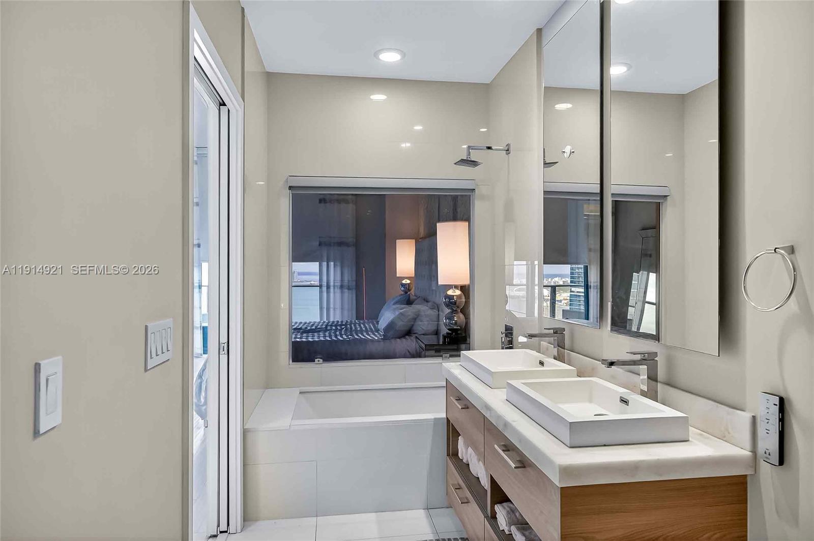 1300 S MIAMI AVENUE CONDO - Residential