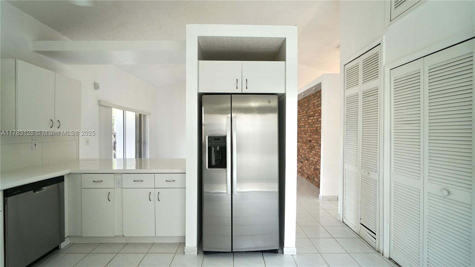 SHOMA HOMES AT KENDALL - Residential Lease