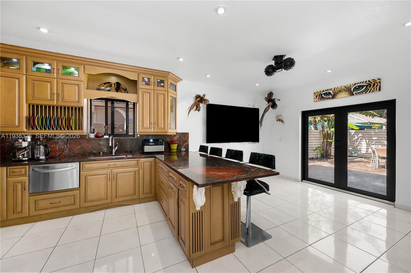 ROYAL GARDEN ESTATES - Residential