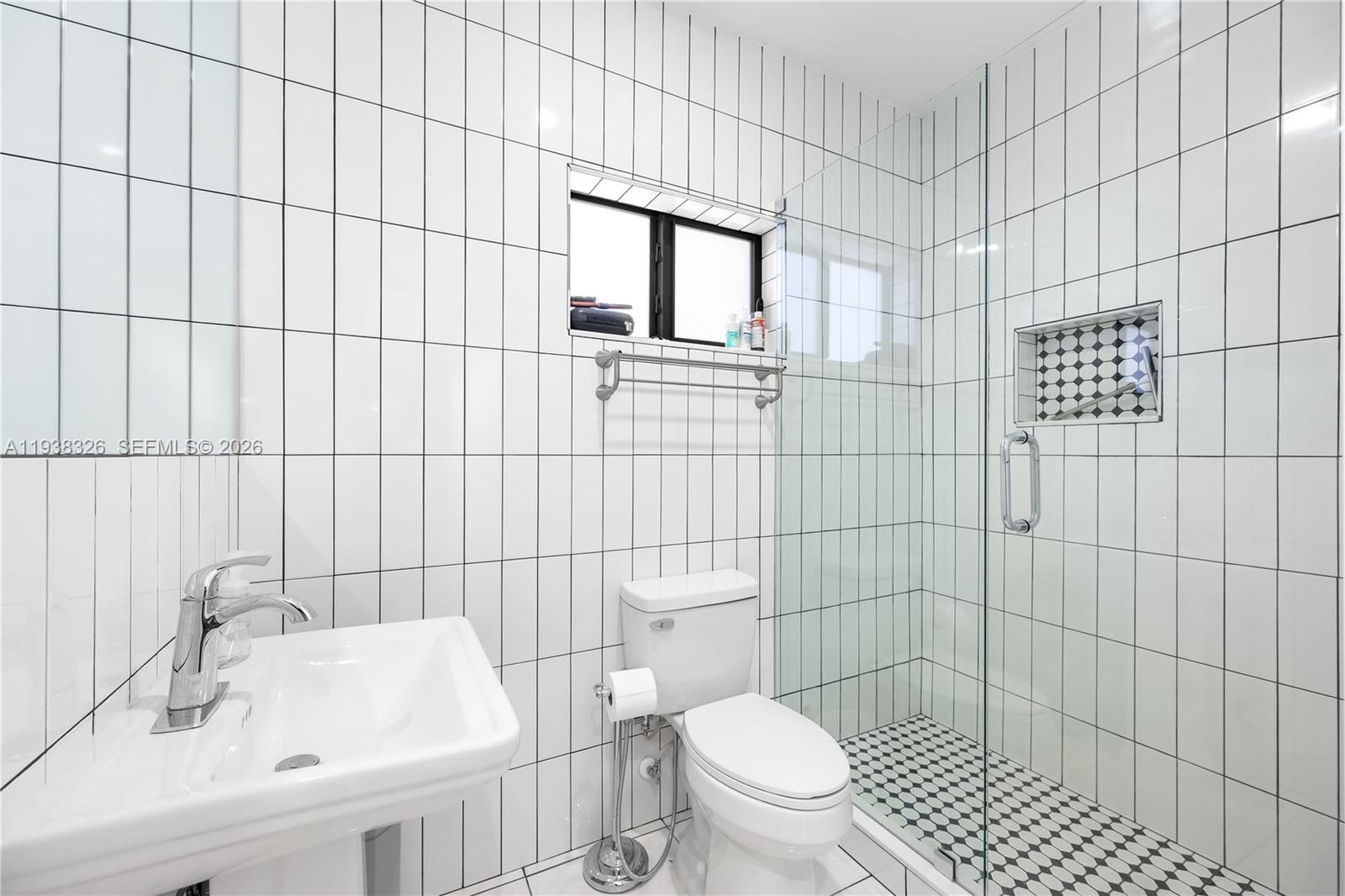 ROYAL GARDEN ESTATES - Residential