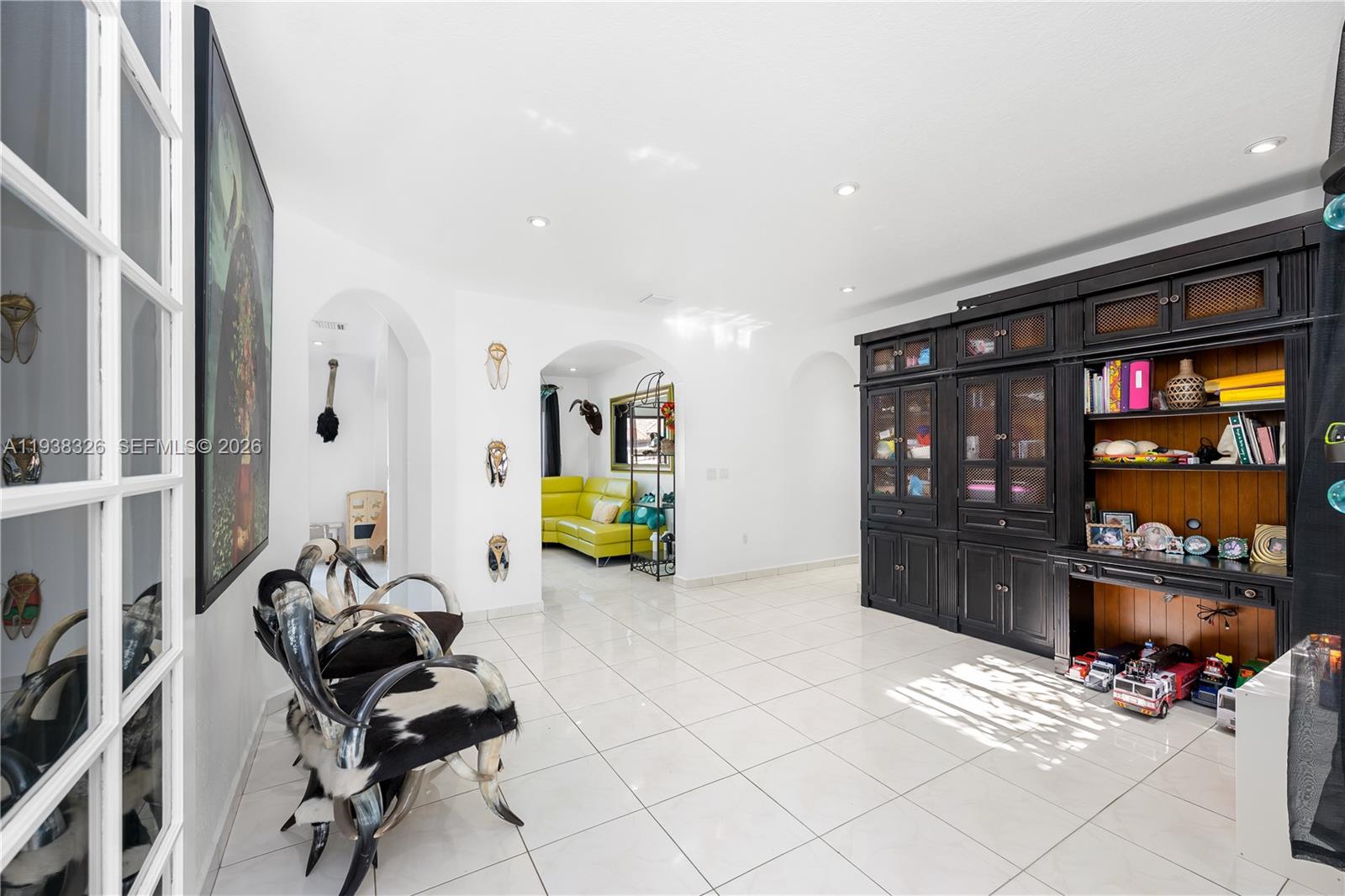 ROYAL GARDEN ESTATES - Residential