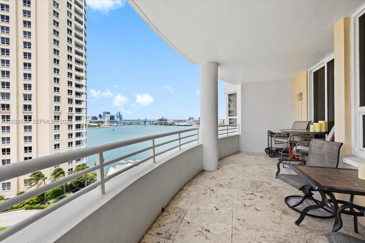 Brickell Key - Residential