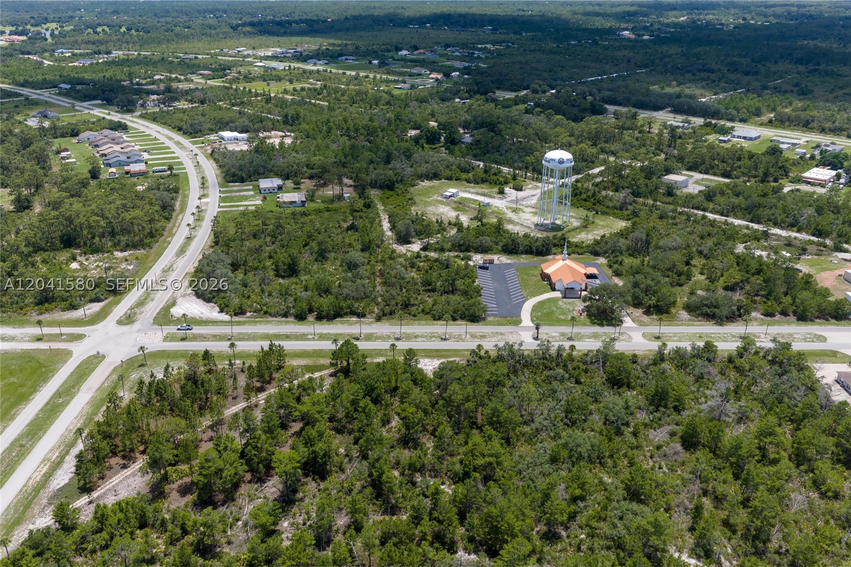 INDIAN LAKE ESTATES - Land