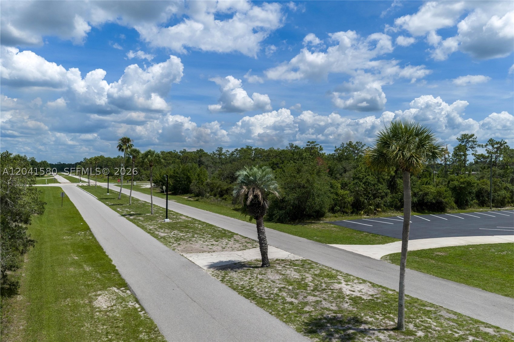 INDIAN LAKE ESTATES - Land