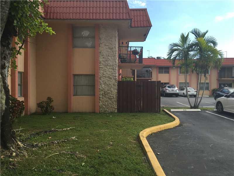 APARTMENT IN SHORT SALE. LENDER APPROVAL REQUIRED. PLEASE NOTE OWNER OCCUPIED ONLY, NO RENTAL ALLOWED BY CONDOMINIUM REGULATIONS. PLEASE BRING YOUR BEST OFFER.