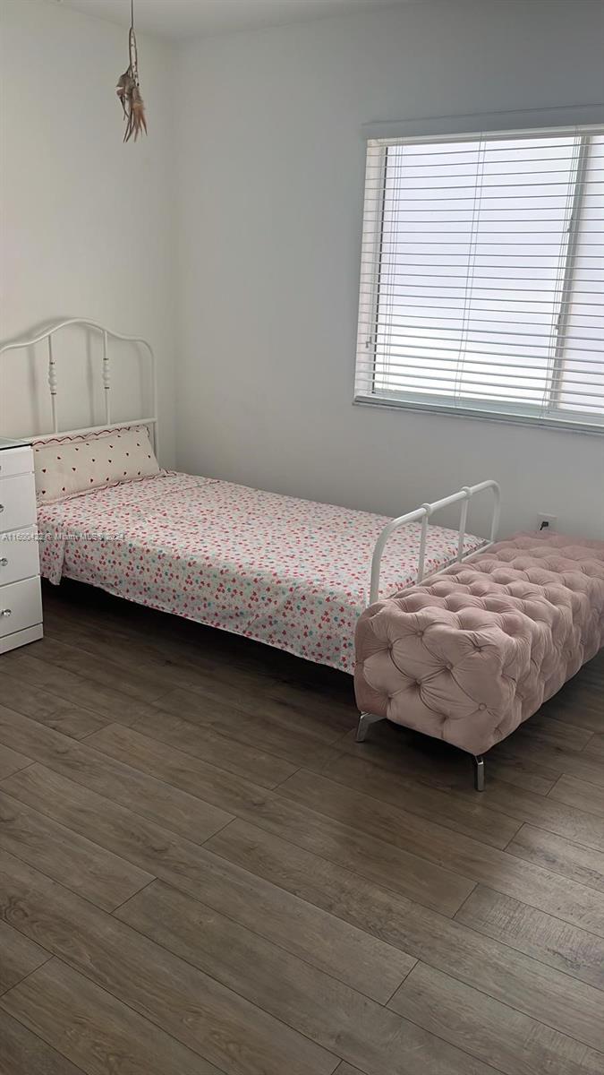 DORAL COURT CONDO - Residential Lease