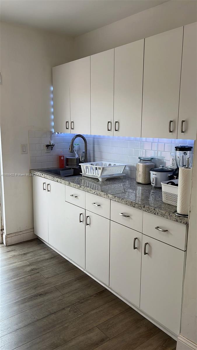 DORAL COURT CONDO - Residential Lease