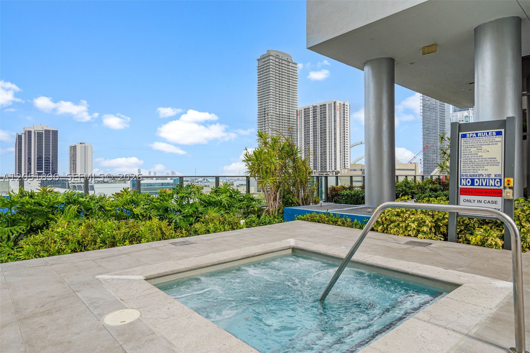 CANVAS CONDO - Residential Lease
