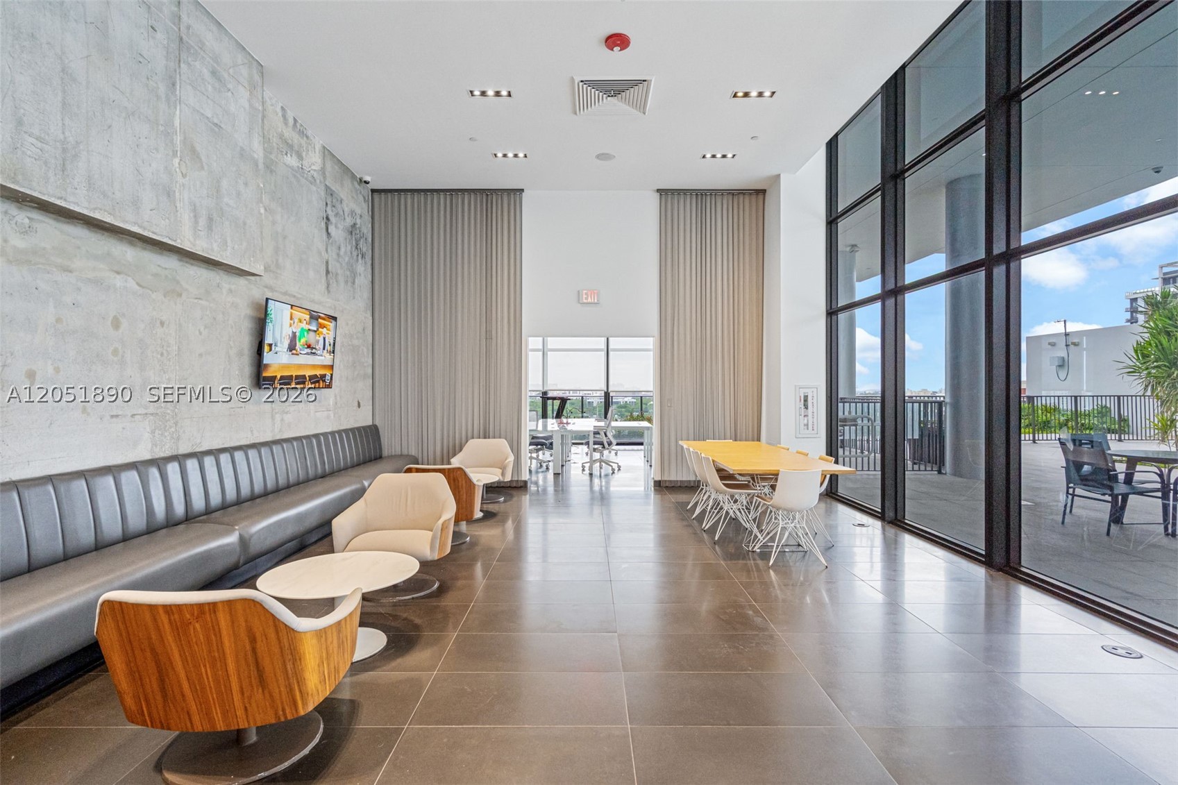 CANVAS CONDO - Residential Lease