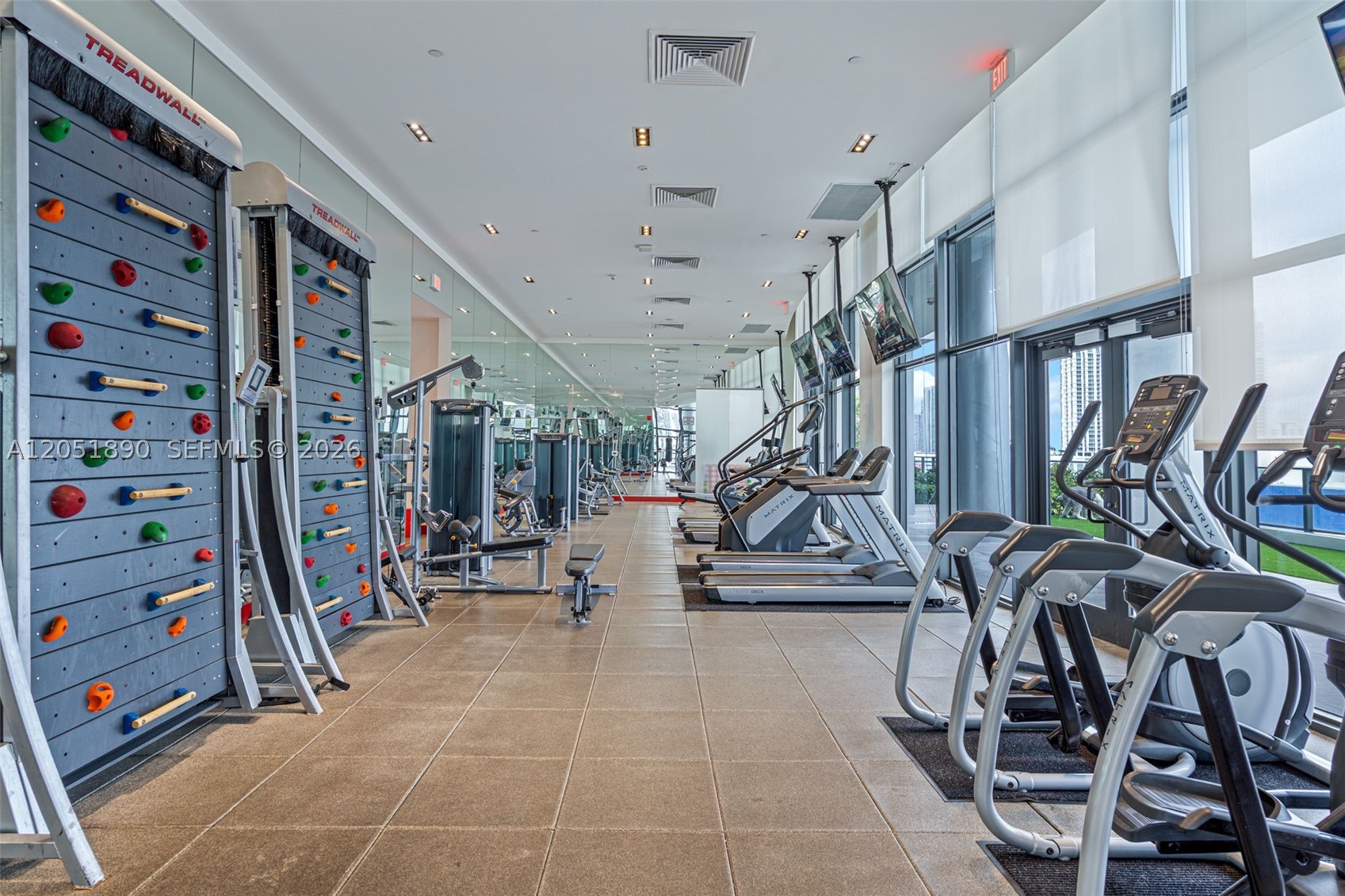 CANVAS CONDO - Residential Lease