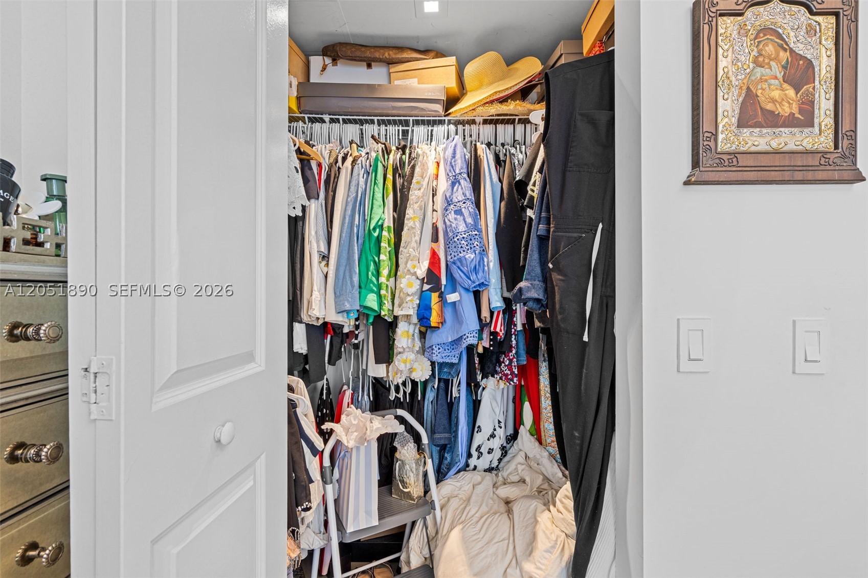 CANVAS CONDO - Residential Lease