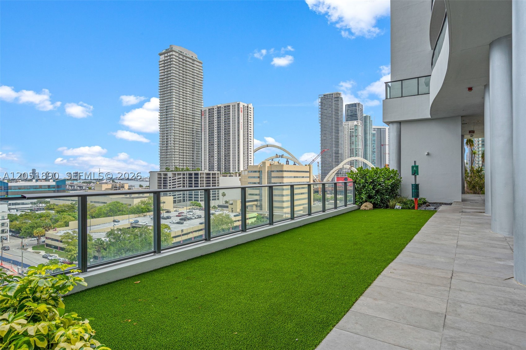 CANVAS CONDO - Residential Lease