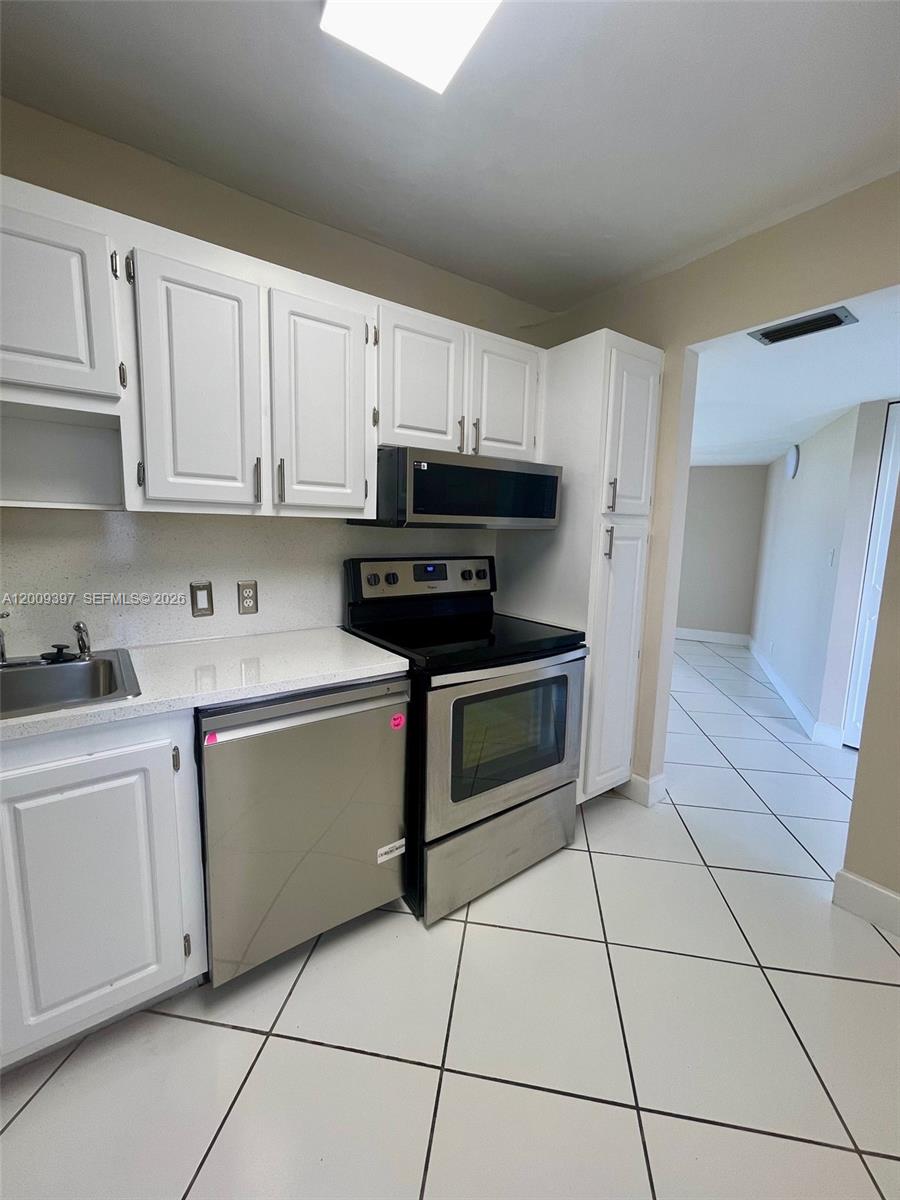 BISCAYA IV CONDO - Residential