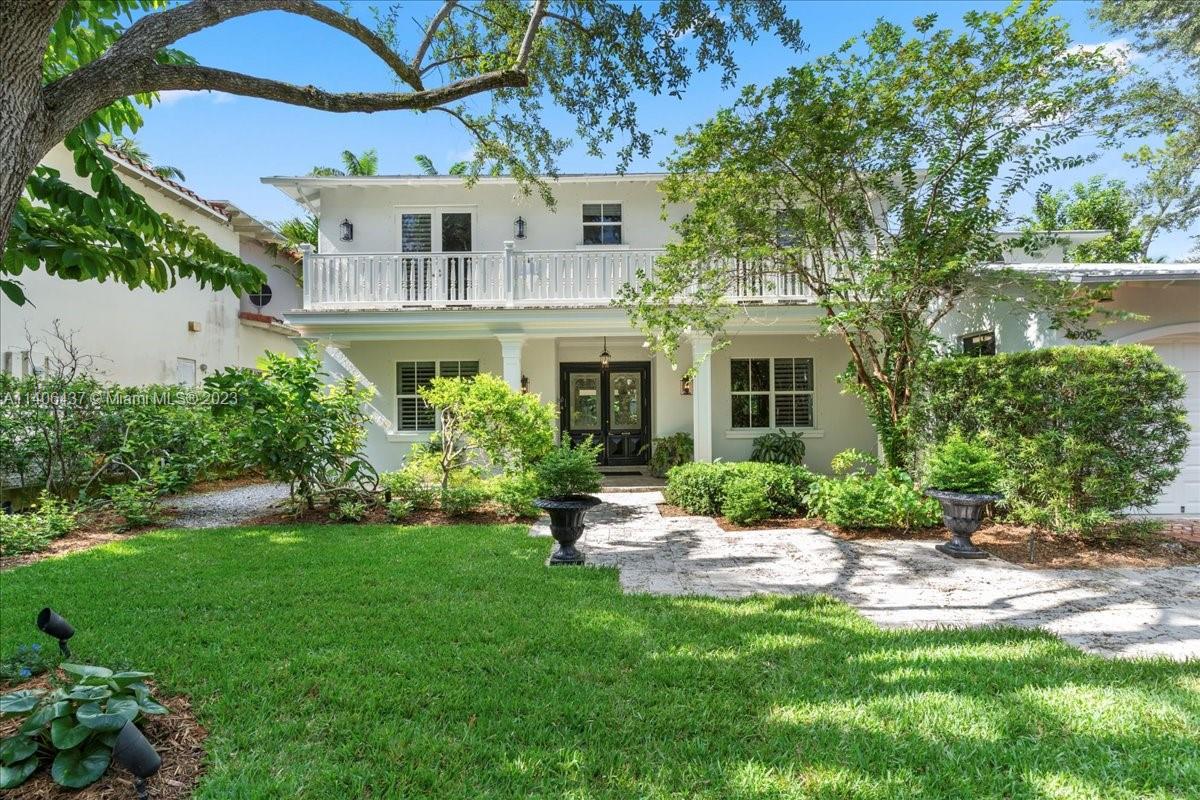COCOPLUM MANOR - Residential