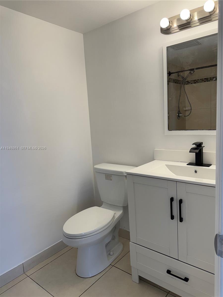 CONDO 2 OF SABAL PALM CON - Residential