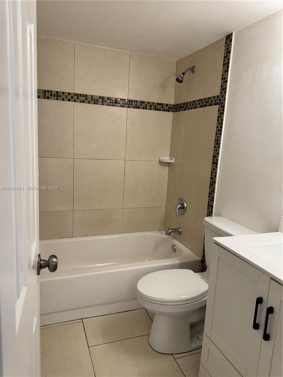 CONDO 2 OF SABAL PALM CON - Residential
