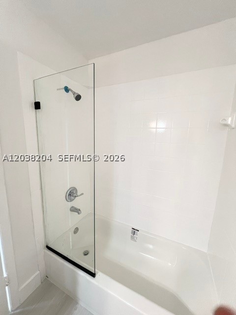 LAKES OF JACARANDA CONDO - Residential Lease