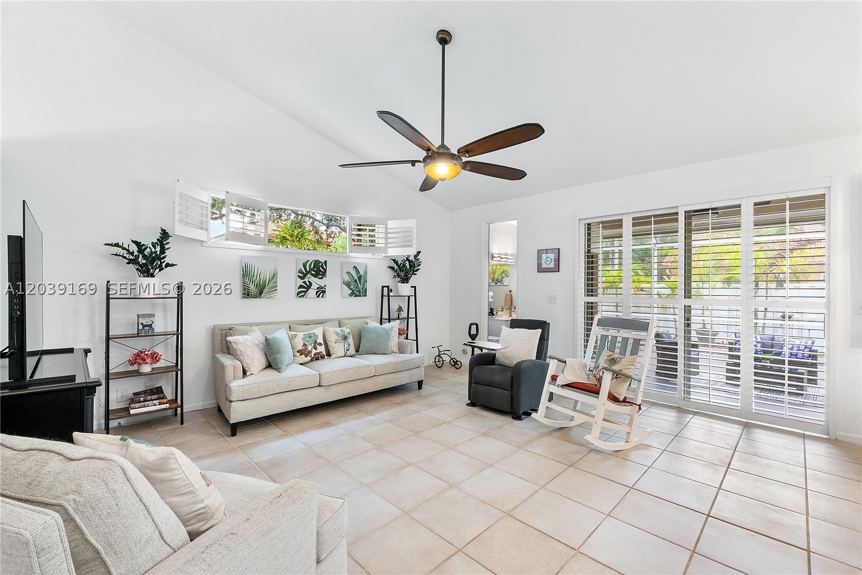 Malibu Pointe - Residential