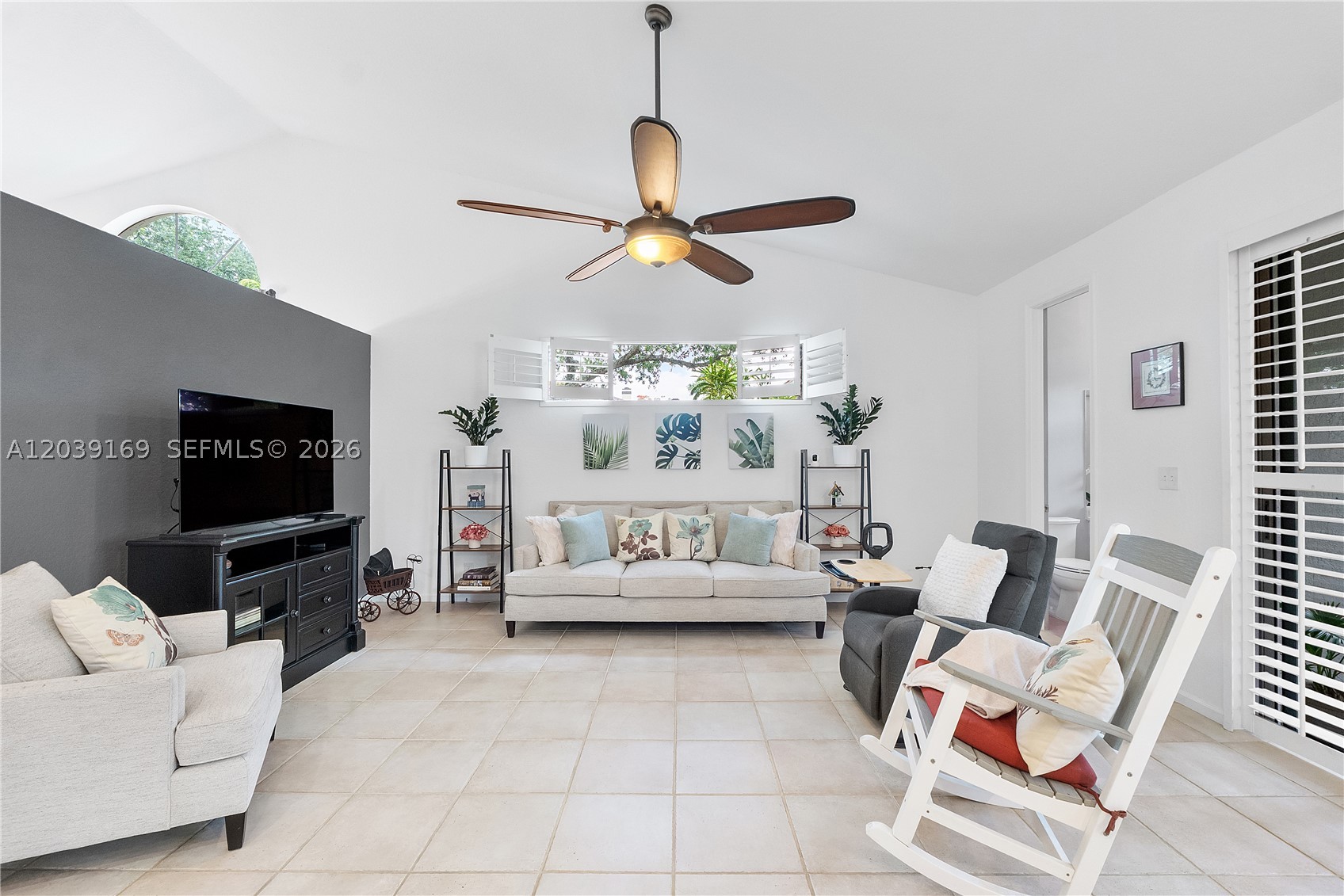 Malibu Pointe - Residential