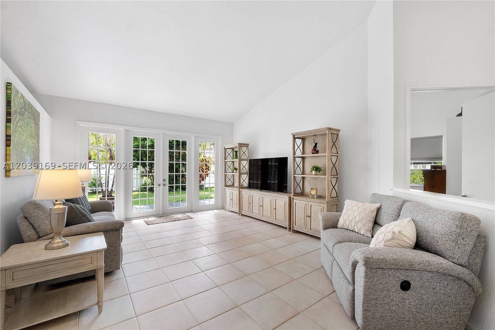 Malibu Pointe - Residential