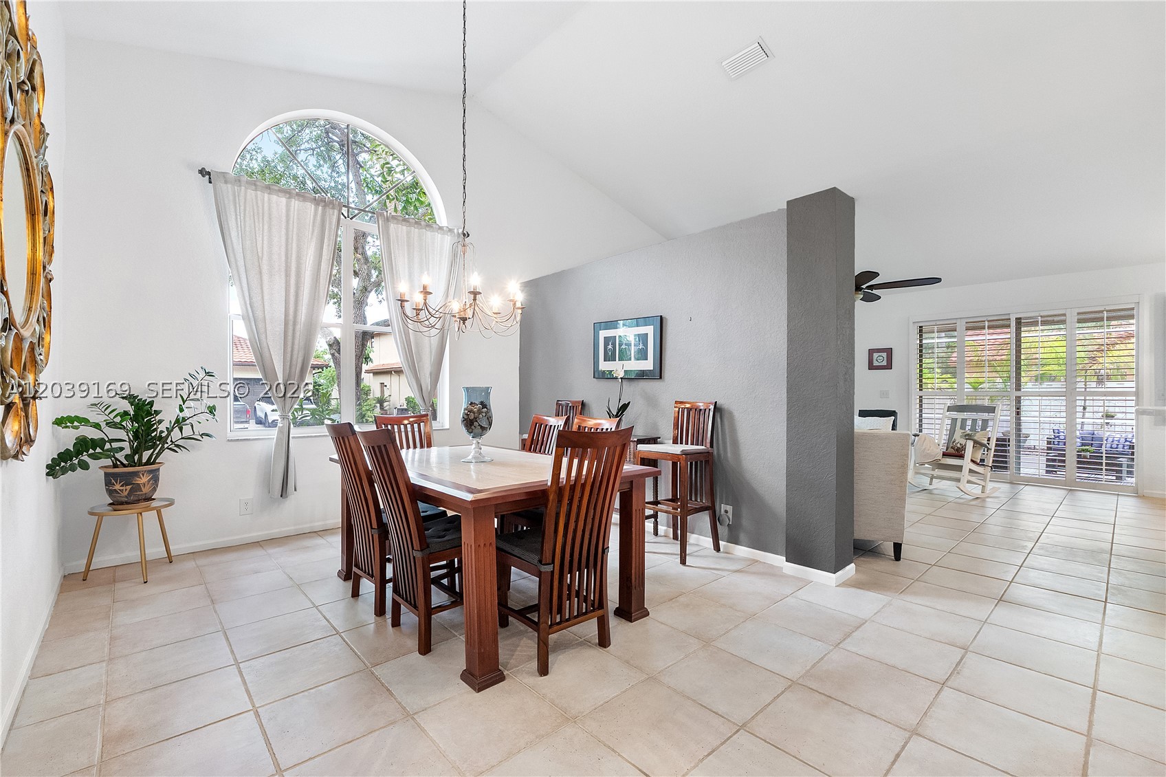Malibu Pointe - Residential