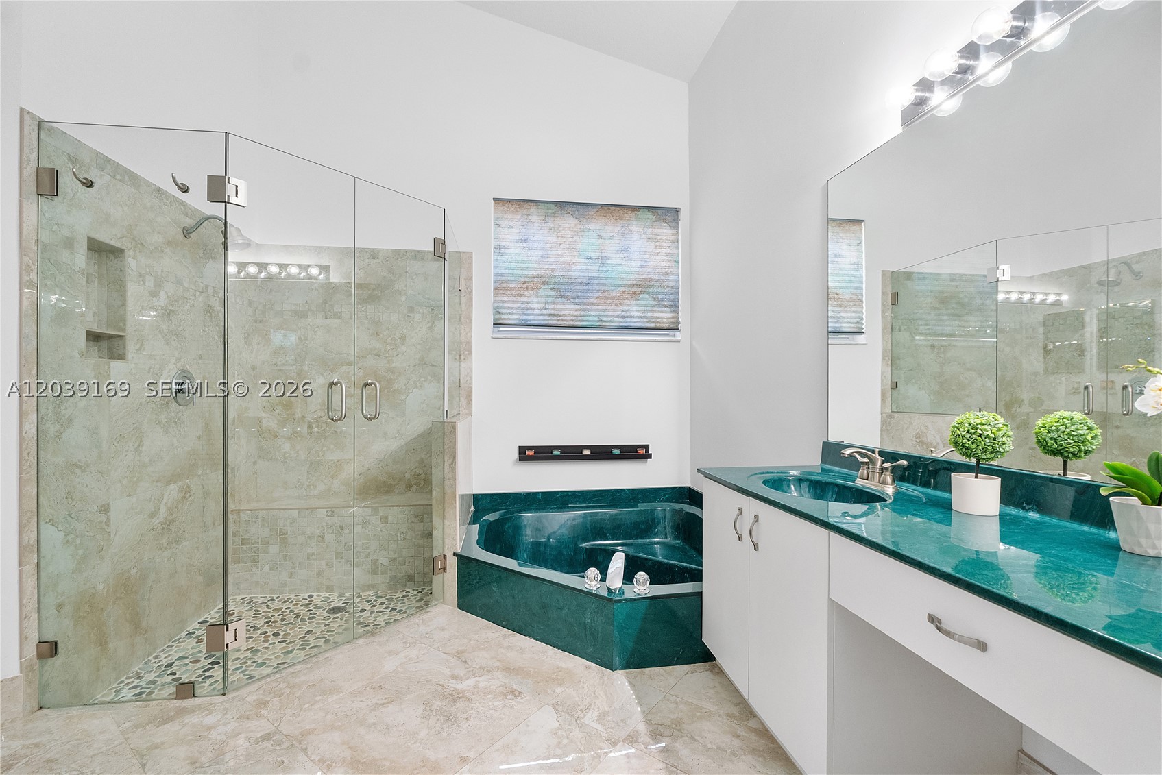 Malibu Pointe - Residential
