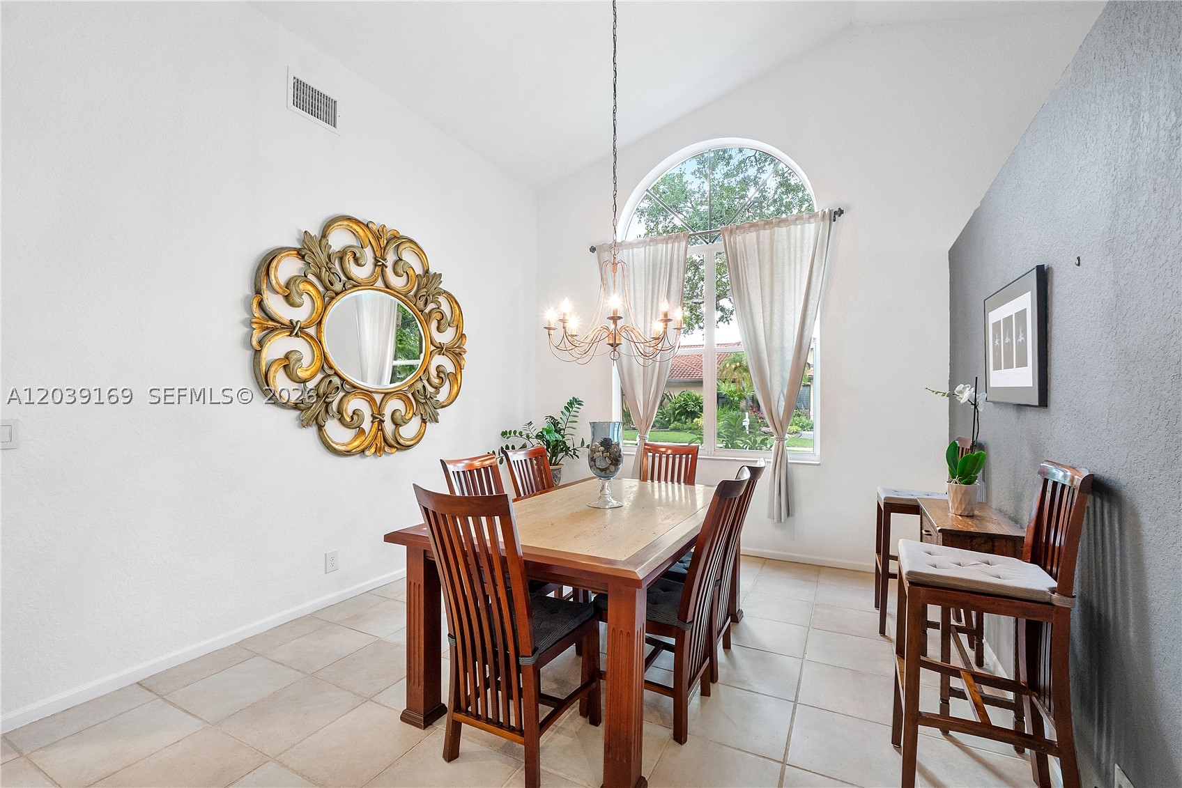 Malibu Pointe - Residential