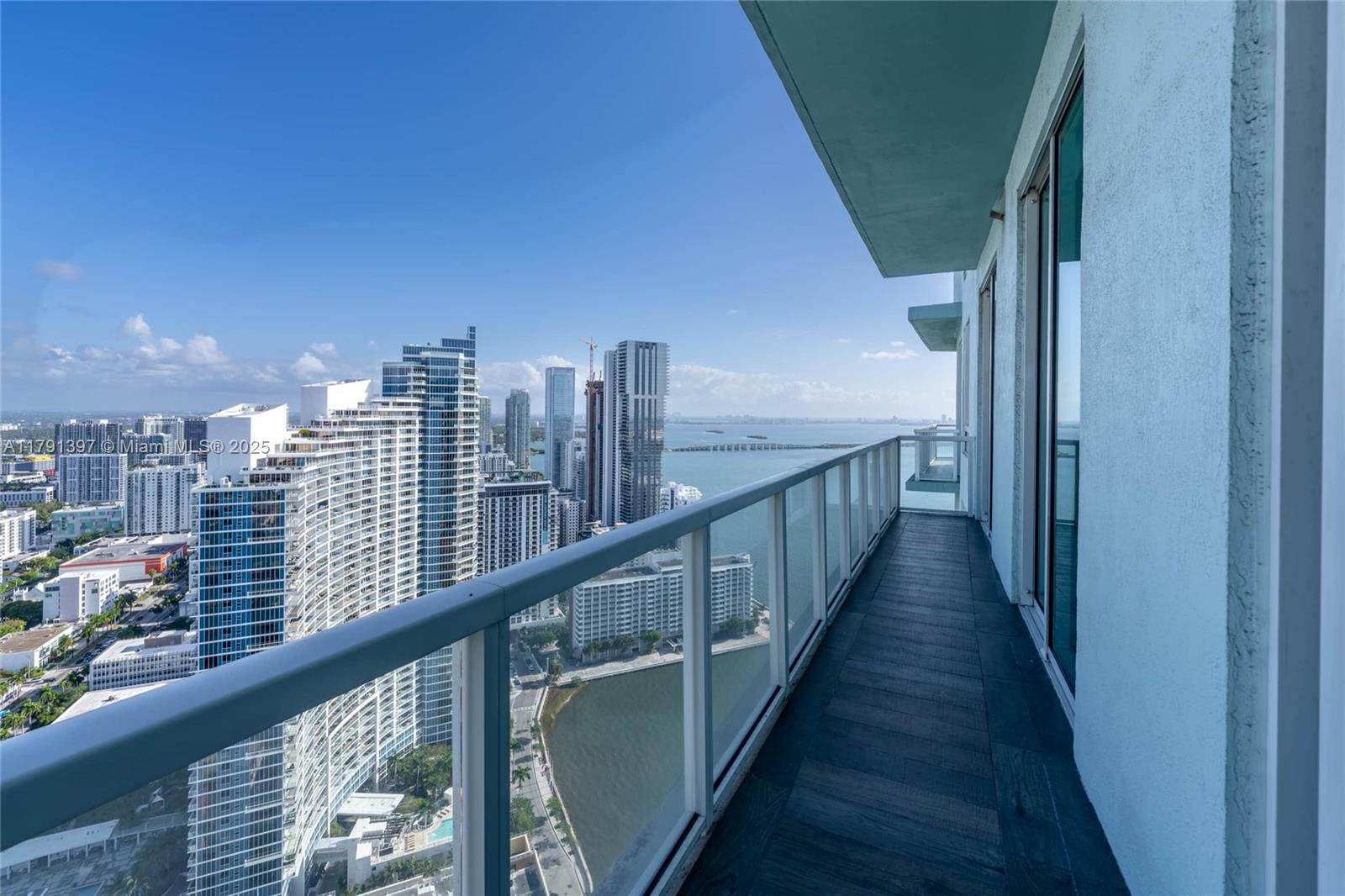 QUANTUM ON THE BAY CONDO - Residential Lease