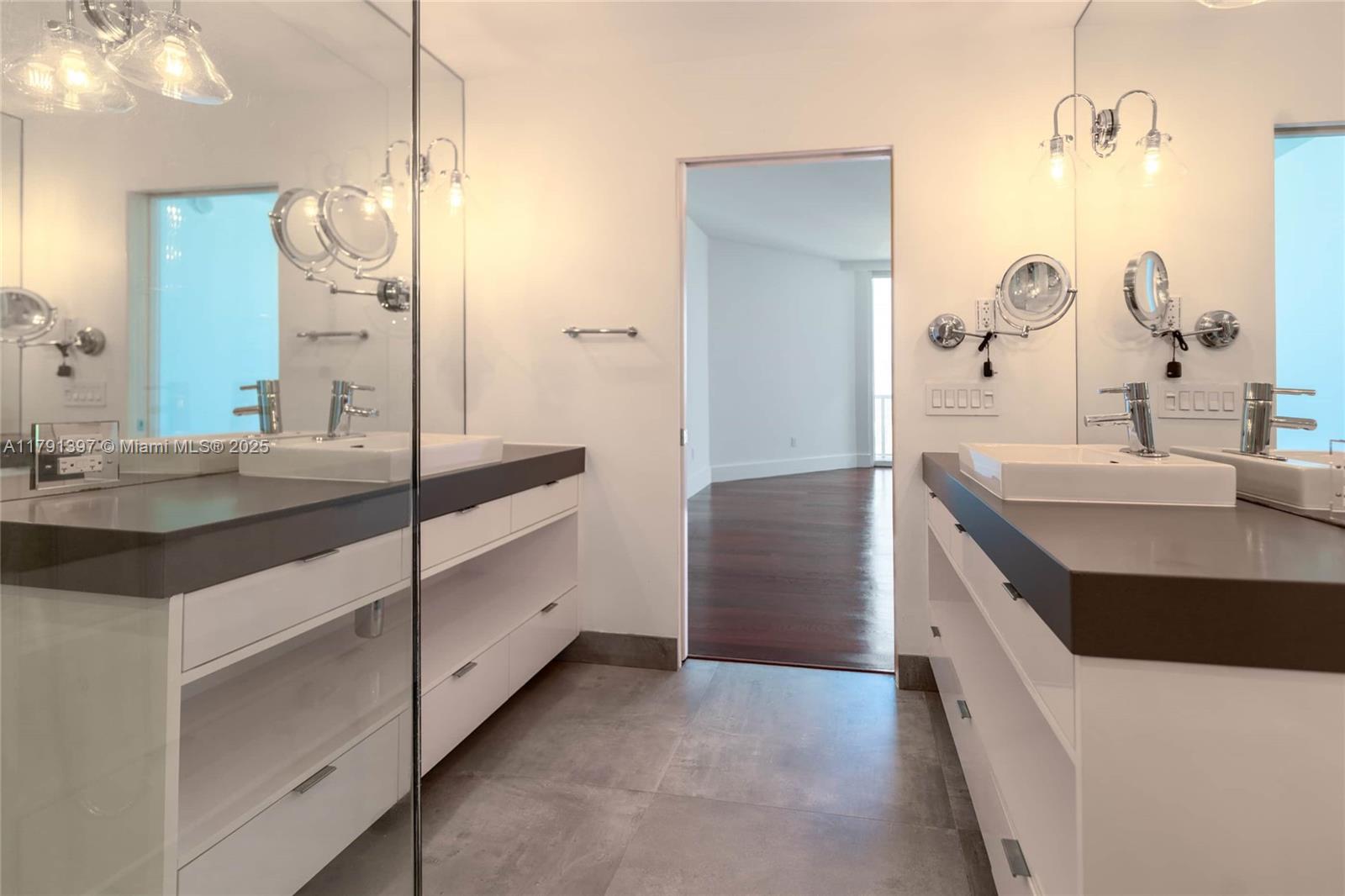 QUANTUM ON THE BAY CONDO - Residential Lease