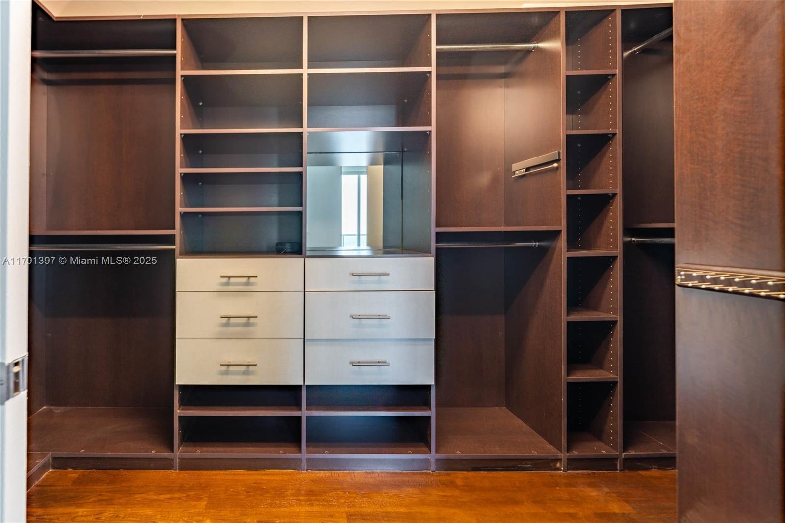 QUANTUM ON THE BAY CONDO - Residential Lease