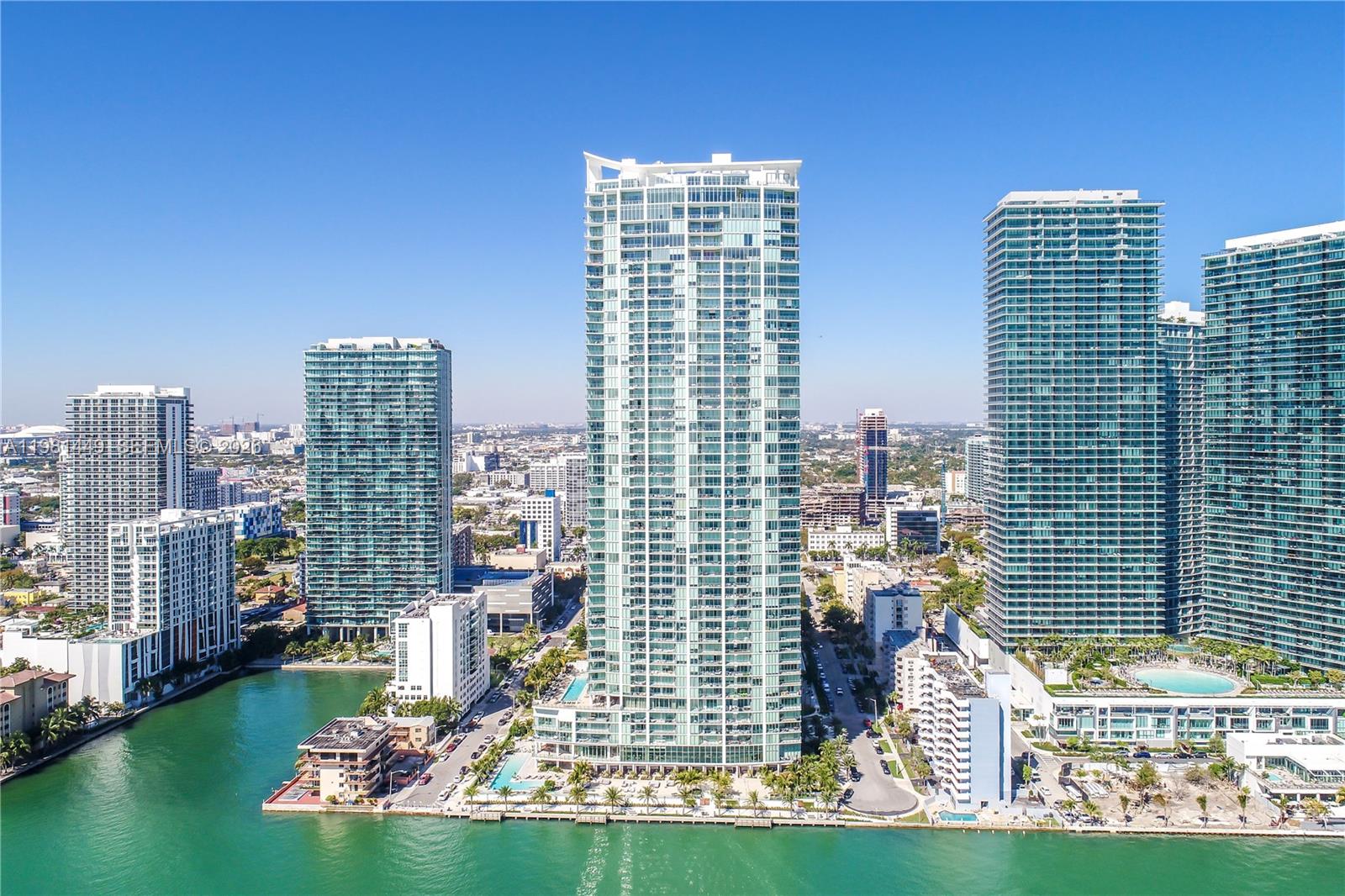 Enjoy the vibrant views of the Bay and the Ocean from this amazing 1 Bedroom + Den converted in guest bedroom with walk-in closet, 2 Full Bathrooms, large balcony. This Unit has a semi private elevator lobby. Enter your home & be amazed with luxury finishes. Italian kitchen cabinets, customized kitchen island with stainless steel appliances, Modern state of the art baths. Spacious walk-in closets. Parking space at the same level of the unit. Optional storage. The building offers outstanding amenities: 2 pools, Jacuzzi, beach club, cabanas, Fitness Center w/ Sauna & Spa; Business Ctr. 2 Lounge Rooms, Volleyball, Tennis, Basketball, BBQ area, 24hrs security, concierge & valet.
