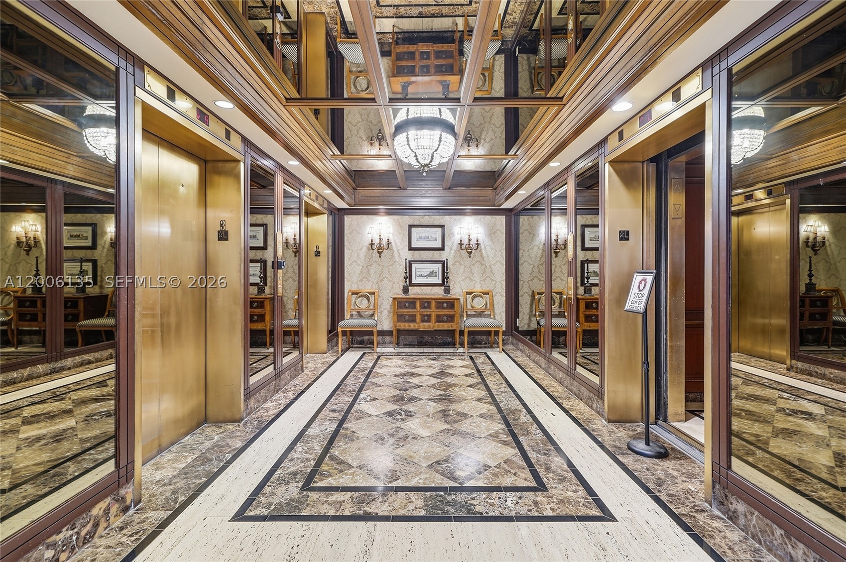BALMORAL CONDO - Residential