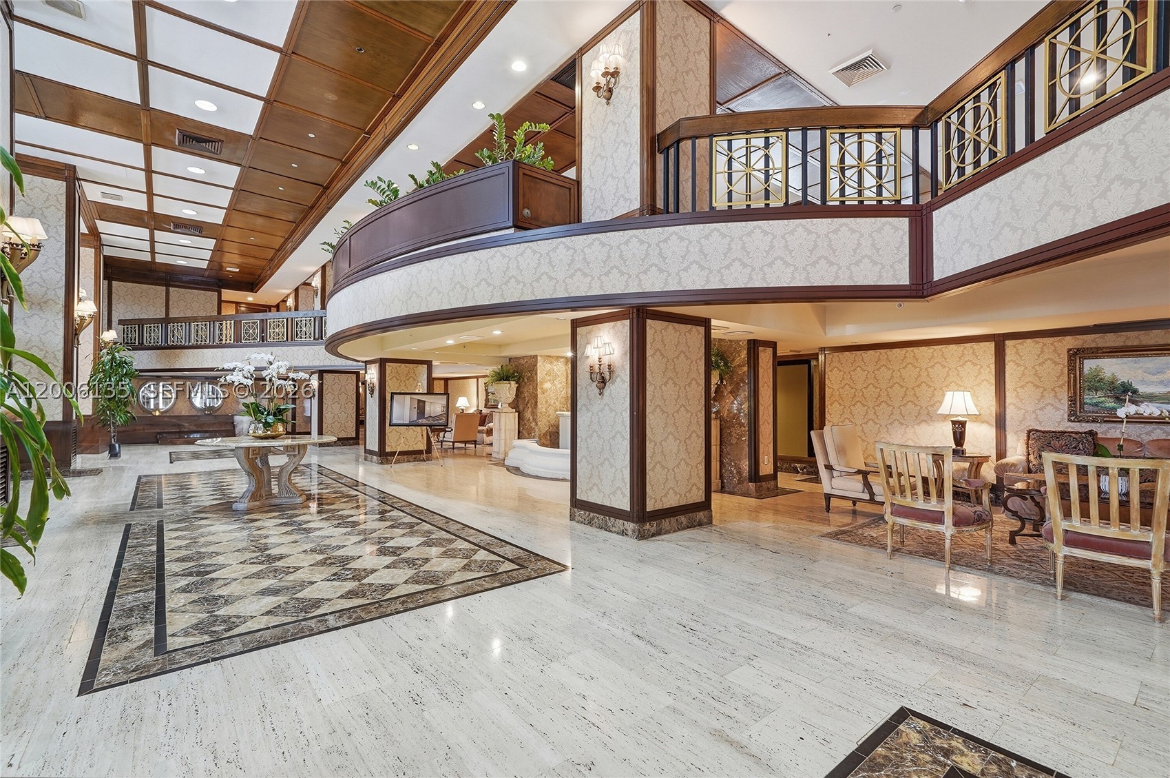 BALMORAL CONDO - Residential